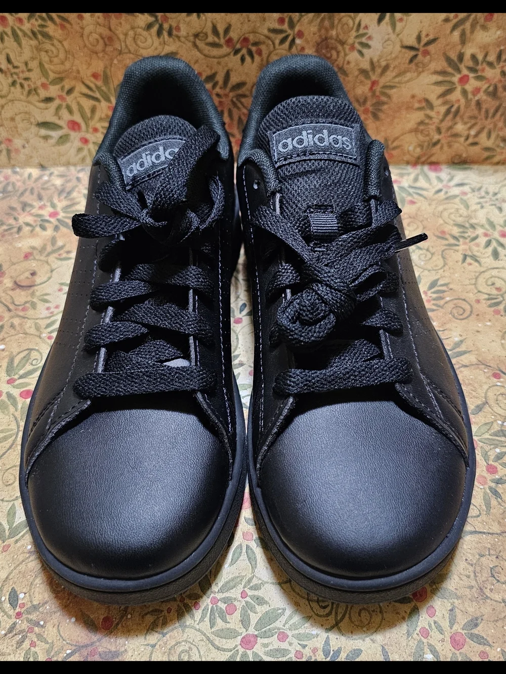 Adidas Kids Advantage K Black Low-Top Lace-Up Sneakers - Picture 3 of 8